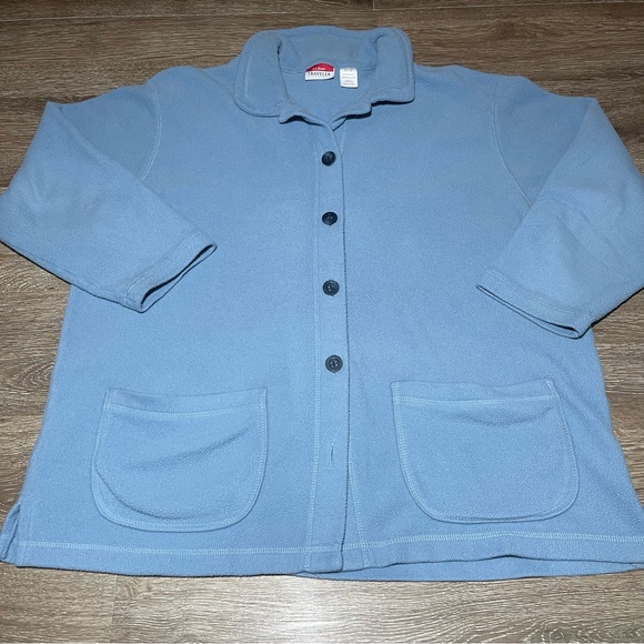 Baby Blue L.L. Bean Traveller Button Up - Picture 2 of 5